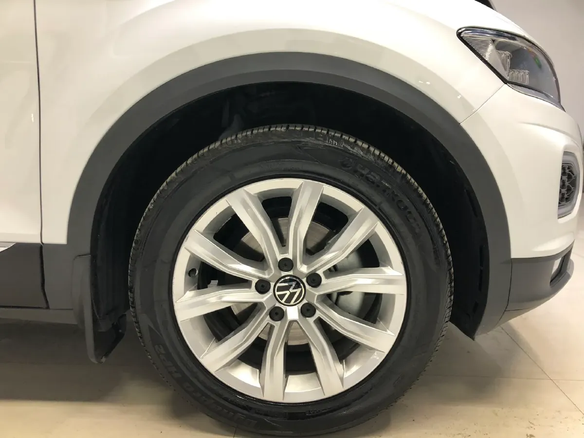 2022 Volkswagen T-Roc 1.4T 150HP L4 7DCT,autocango,china used car exporter,china ev exporter,chinese used car exporter,chinese used ev exporter