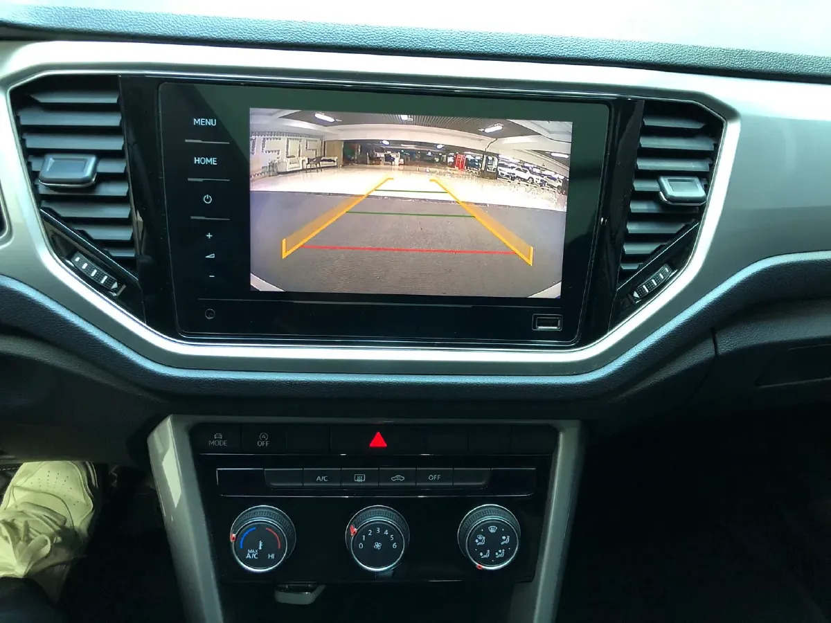 2022 Volkswagen T-Roc 1.4T 150HP L4 7DCT,autocango,china used car exporter,china ev exporter,chinese used car exporter,chinese used ev exporter