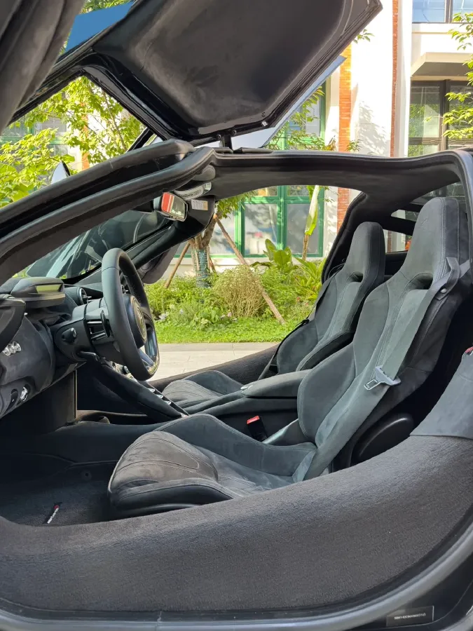2017 McLaren 720S 4.0T 720HP V8 7DCT,autocango,china used car exporter,china ev exporter,chinese used car exporter,chinese used ev exporter