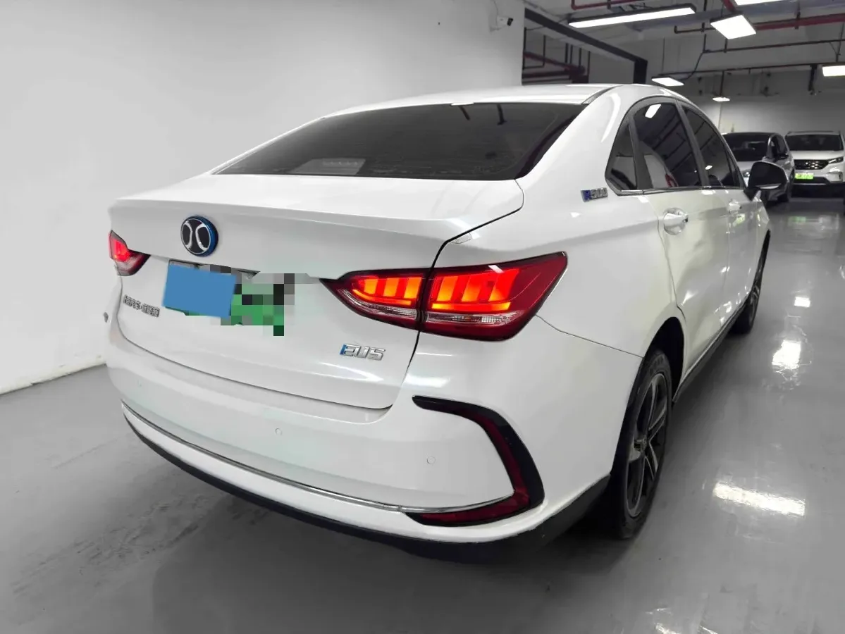2018 BeiJing Auto EU5 BEV 53.66KWH,autocango,china used car exporter,china ev exporter,chinese used car exporter,chinese used ev exporter