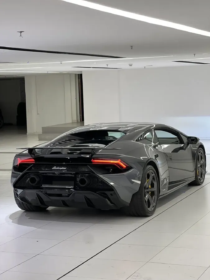 2023 Lamborghini Huracán 5.2L 640HP V10 7DCT,autocango,china used car exporter,china ev exporter,chinese used car exporter,chinese used ev exporter