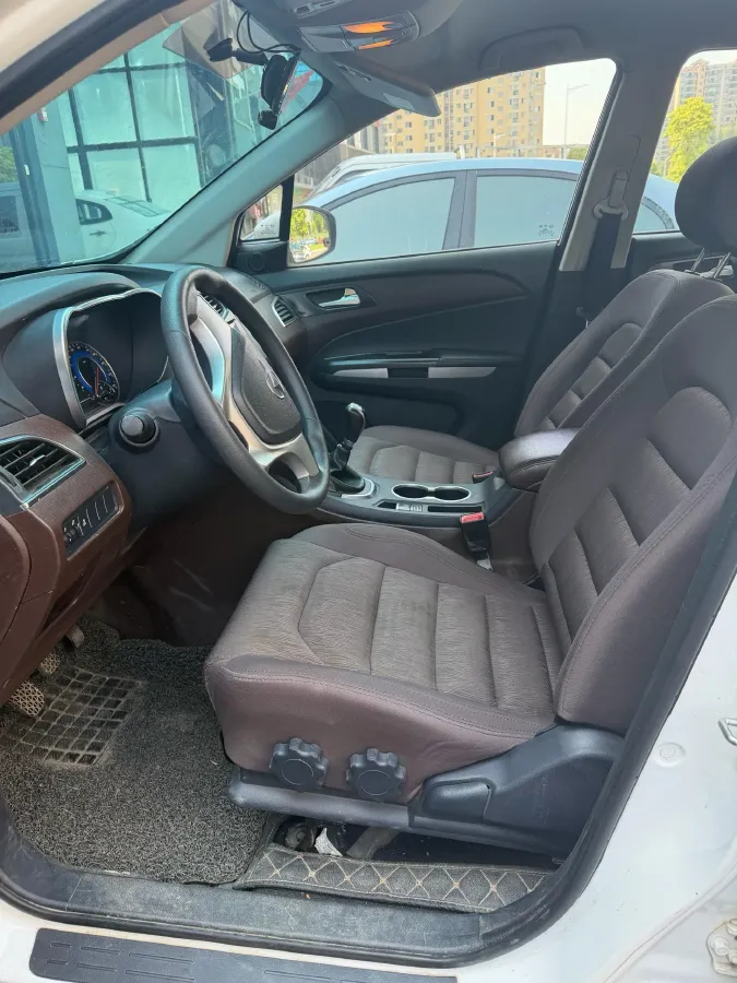 2017 HaiMa Family F7 1.5T 165HP L4 6MT,autocango,china used car exporter,china ev exporter,chinese used car exporter,chinese used ev exporter