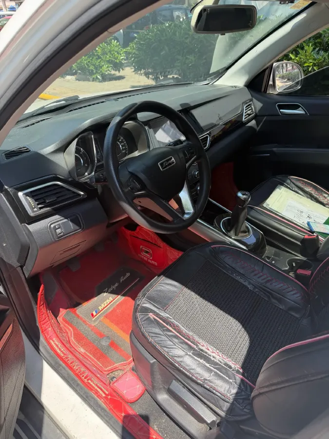 2018 DongFeng Fengon Fengon S560 1.8L 139HP L4 5MT,autocango,china used car exporter,china ev exporter,chinese used car exporter,chinese used ev exporter