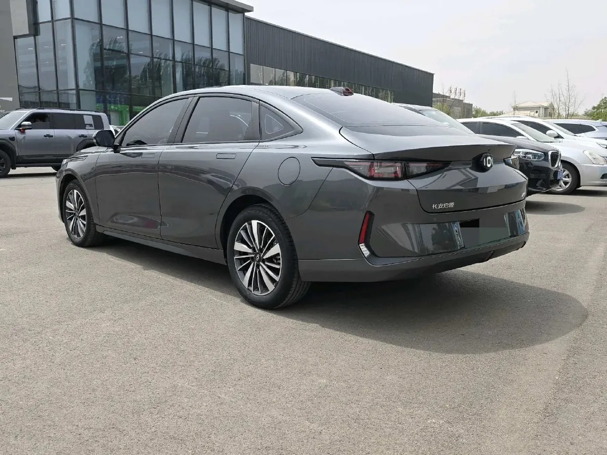 2024 ChangAn QiYuan A05 1.5L 110HP L4 E-CVT PHEV 18.99KWH,autocango,china used car exporter,china ev exporter,chinese used car exporter,chinese used ev exporter
