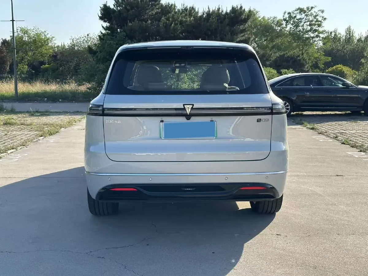 2025 Deepal S09 REEV 150HP REEV,autocango,china used car exporter,china ev exporter,chinese used car exporter,chinese used ev exporter