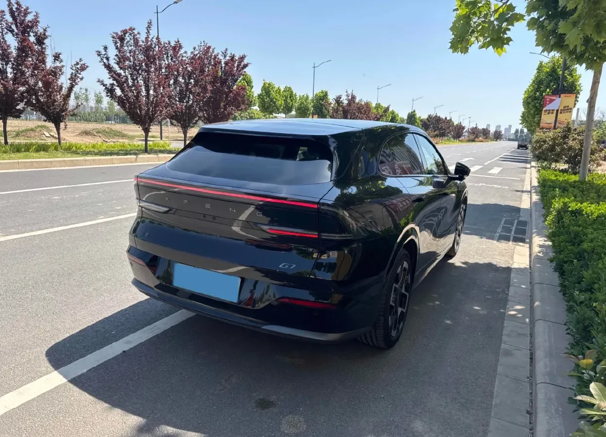 2025 Xpeng G7 BEV,autocango,china used car exporter,china ev exporter,chinese used car exporter,chinese used ev exporter