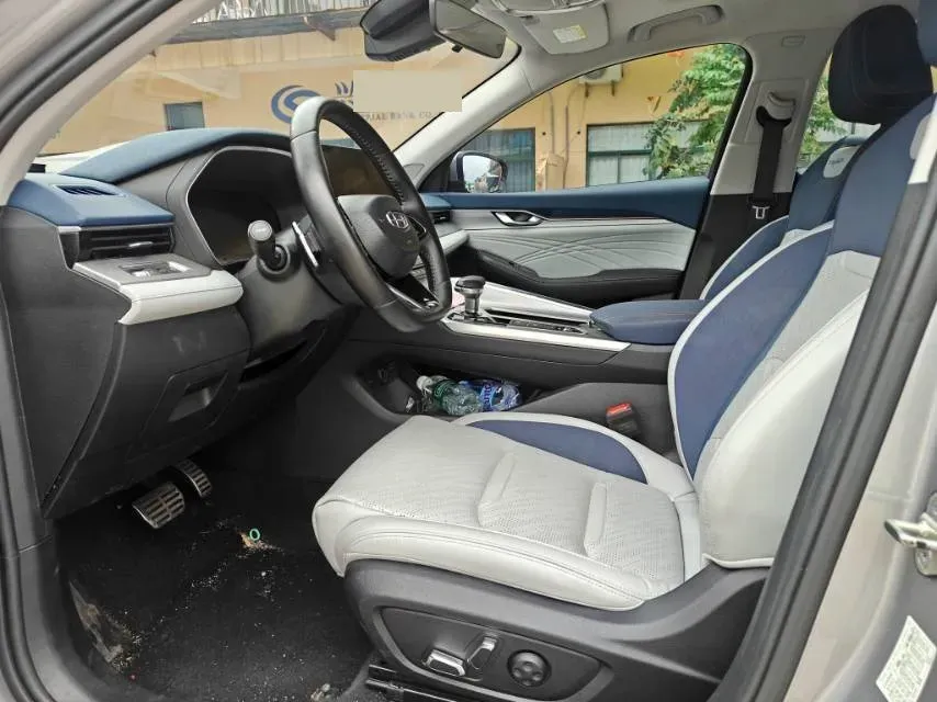 2020 Geely Tugella 2.0T 238HP L4 8AT,autocango,china used car exporter,china ev exporter,chinese used car exporter,chinese used ev exporter
