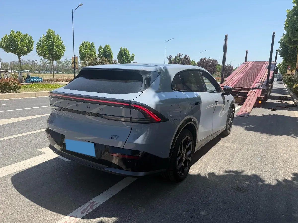 2025 Xpeng G7 BEV,autocango,china used car exporter,china ev exporter,chinese used car exporter,chinese used ev exporter