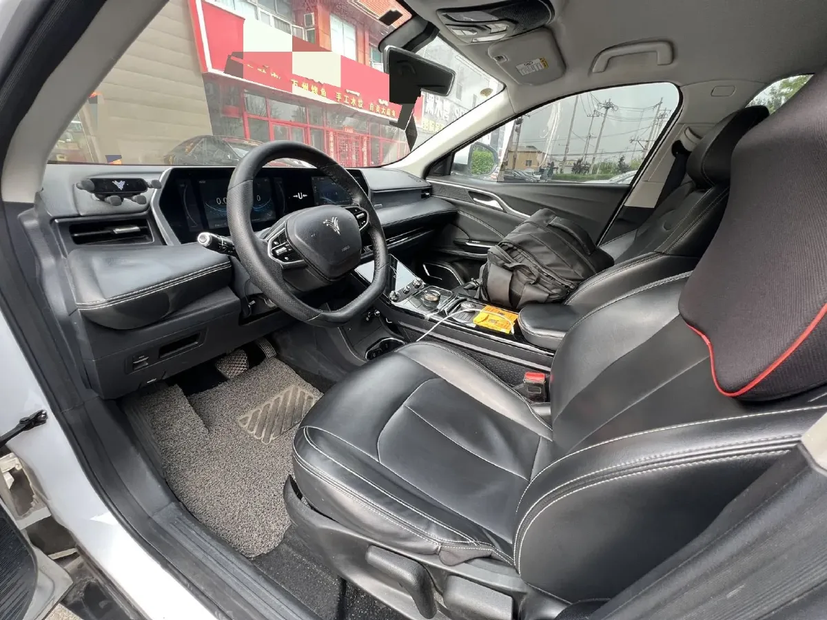 2022 Venucia Grand V 1.5T 190HP L4 7DCT,autocango,china used car exporter,china ev exporter,chinese used car exporter,chinese used ev exporter