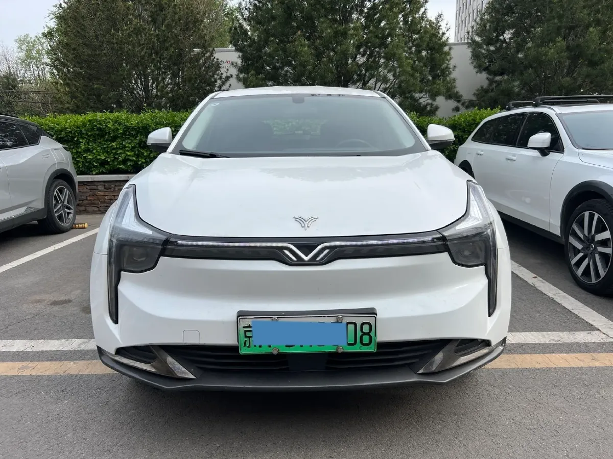 2022 Venucia Grand V 1.5T 190HP L4 7DCT,autocango,china used car exporter,china ev exporter,chinese used car exporter,chinese used ev exporter