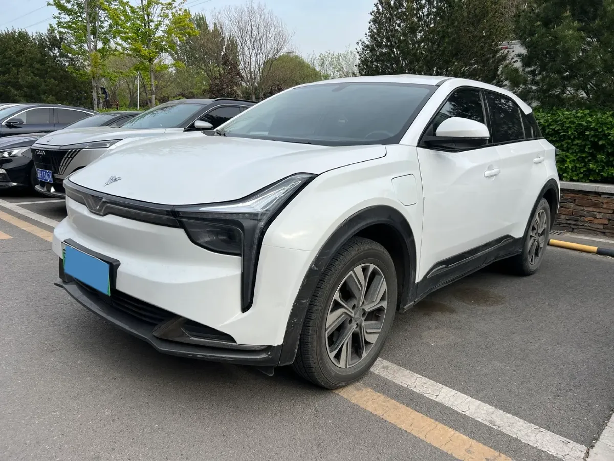 2022 Venucia Grand V 1.5T 190HP L4 7DCT,autocango,china used car exporter,china ev exporter,chinese used car exporter,chinese used ev exporter