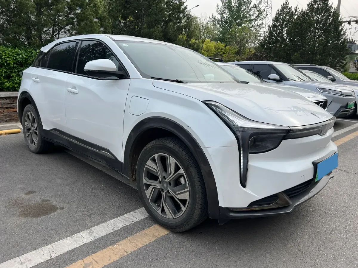 2022 Venucia Grand V 1.5T 190HP L4 7DCT,autocango,china used car exporter,china ev exporter,chinese used car exporter,chinese used ev exporter