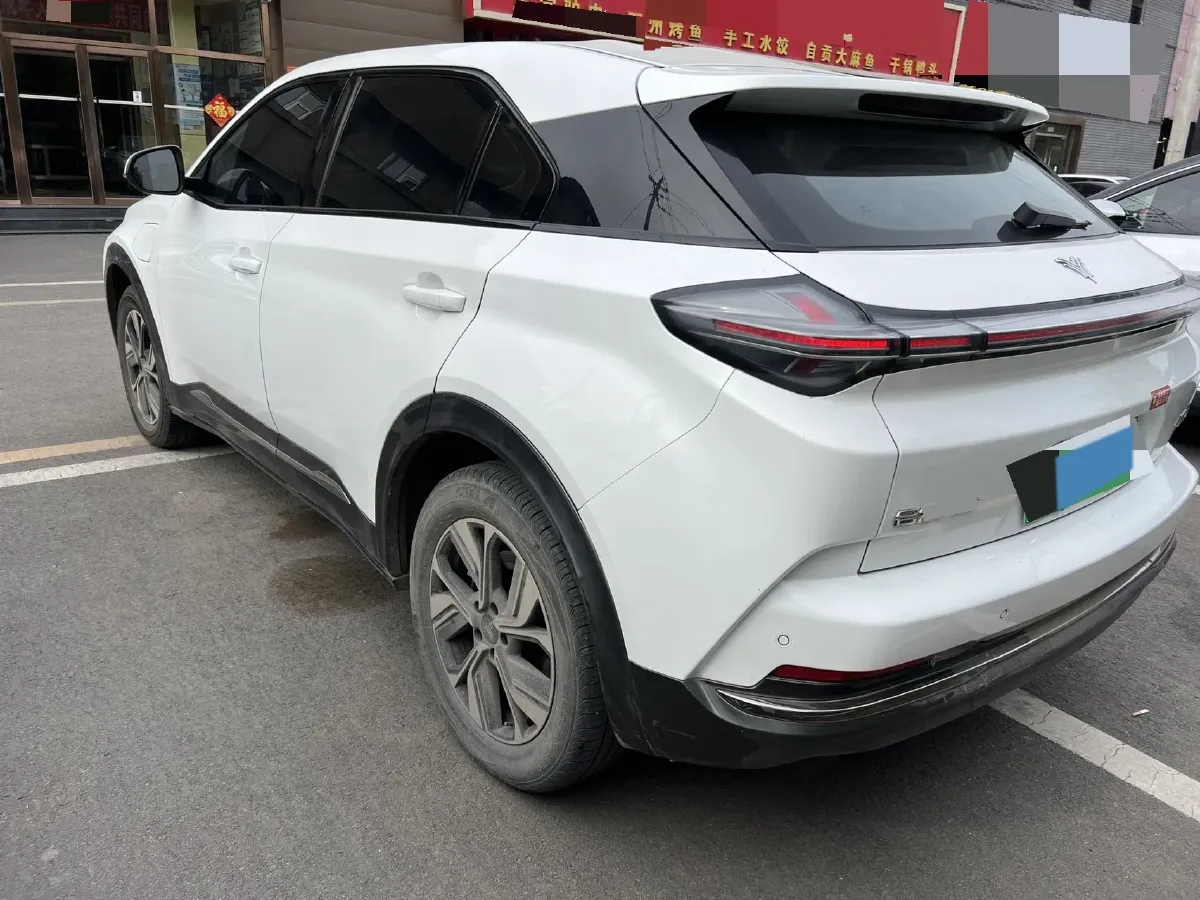 2022 Venucia Grand V 1.5T 190HP L4 7DCT,autocango,china used car exporter,china ev exporter,chinese used car exporter,chinese used ev exporter