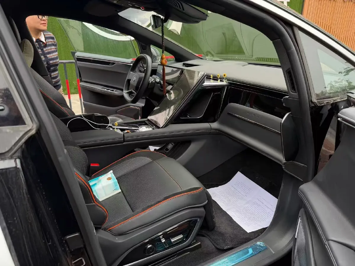 2022 HiPhi X BEV 97KWH,autocango,china used car exporter,china ev exporter,chinese used car exporter,chinese used ev exporter