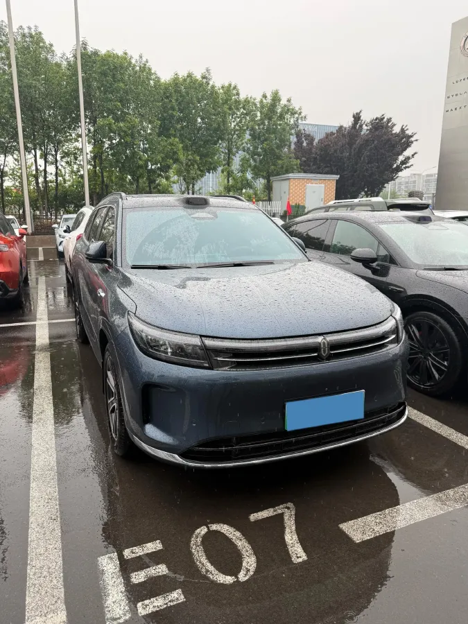 2024 AITO AITO M7 1.5T 152HP L4 REEV 42KWH,autocango,china used car exporter,china ev exporter,chinese used car exporter,chinese used ev exporter