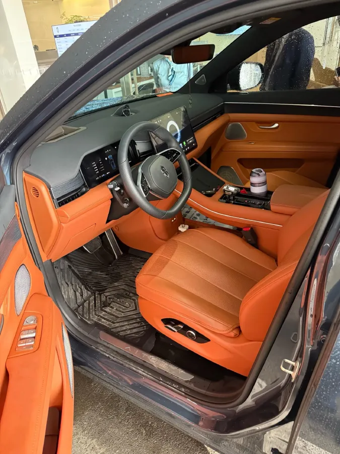 2024 AITO AITO M7 1.5T 152HP L4 REEV 42KWH,autocango,china used car exporter,china ev exporter,chinese used car exporter,chinese used ev exporter