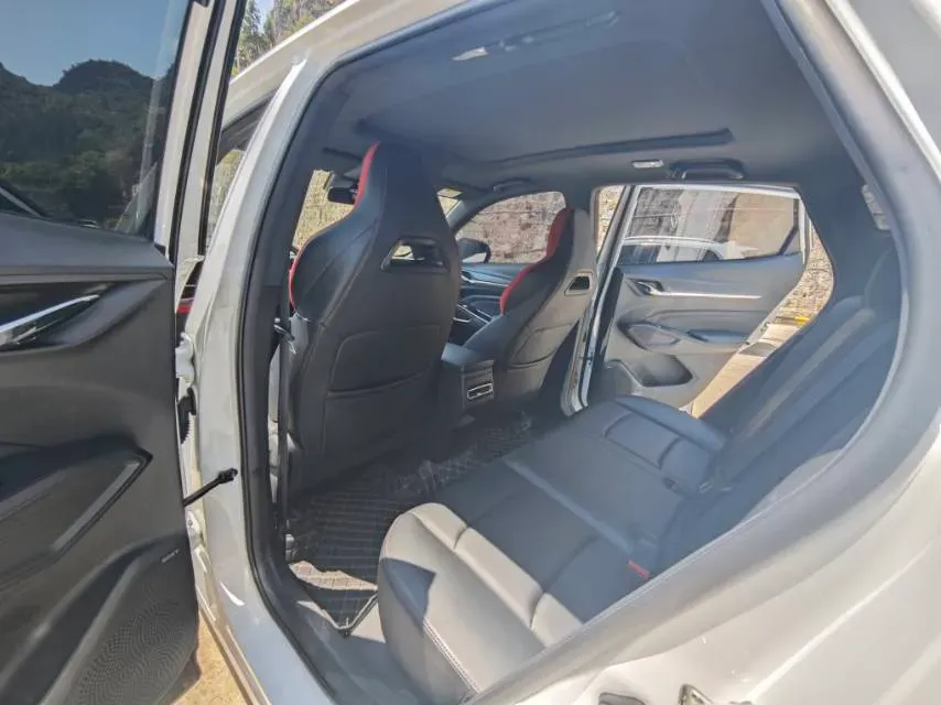 2025 ChangAn X5 PLUS 1.5T 188HP L4 7DCT,autocango,china used car exporter,china ev exporter,chinese used car exporter,chinese used ev exporter