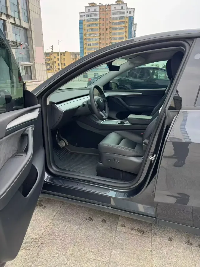 2024 Iveco OuSheng BEV 77.28KWH,autocango,china used car exporter,china ev exporter,chinese used car exporter,chinese used ev exporter