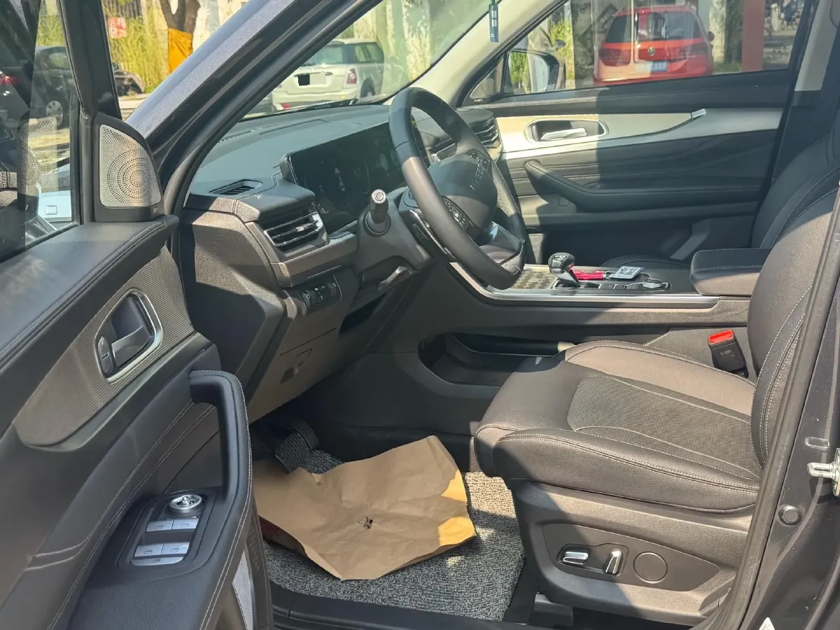 2022 Exceed VX 2.0T 261HP L4 7DCT,autocango,china used car exporter,china ev exporter,chinese used car exporter,chinese used ev exporter