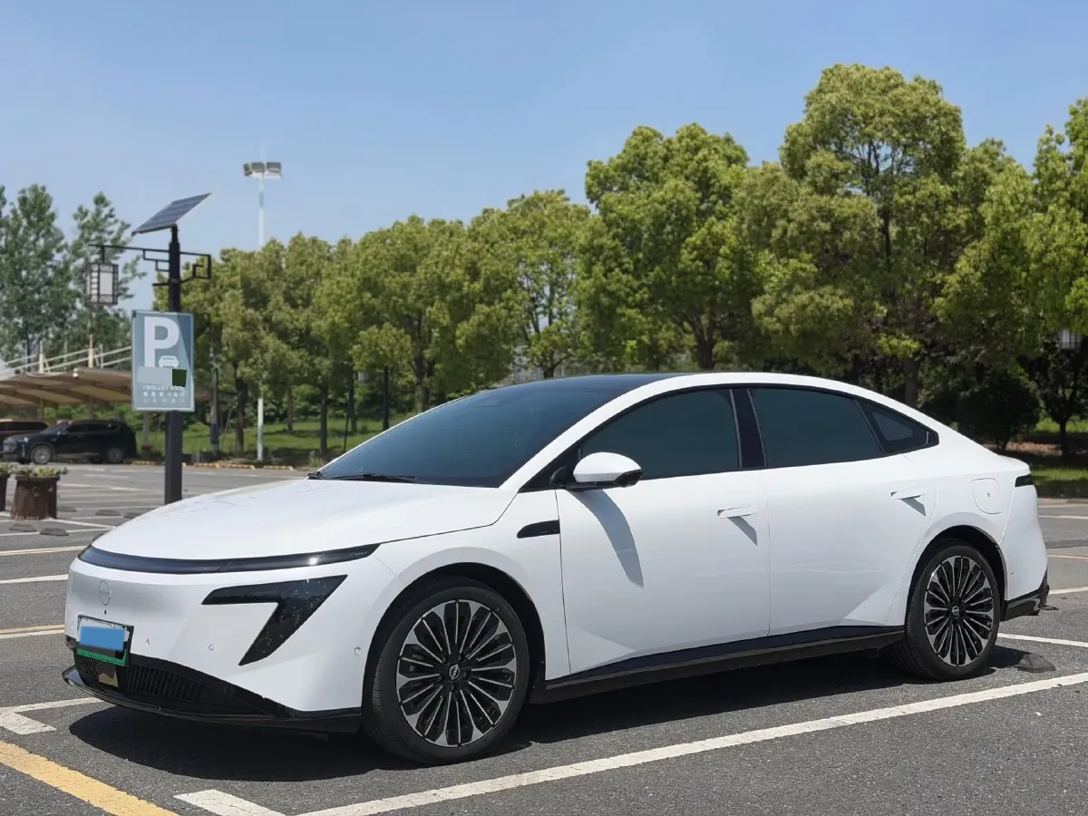 2025 Nissan N7 BEV 58KWH,autocango,china used car exporter,china ev exporter,chinese used car exporter,chinese used ev exporter