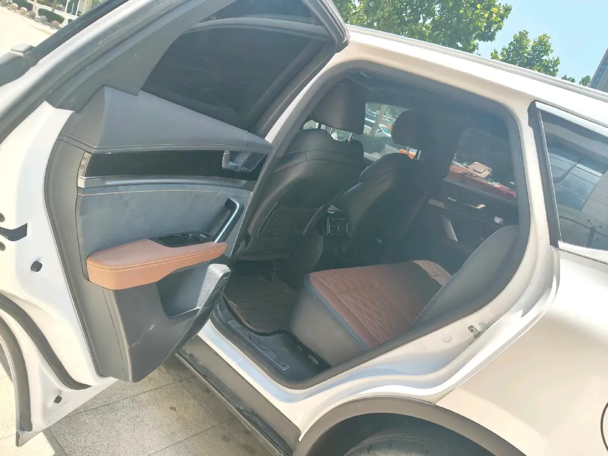 2021 MG 6 1.5T 169HP L4 AMT PHEV 11.1KWH,autocango,china used car exporter,china ev exporter,chinese used car exporter,chinese used ev exporter