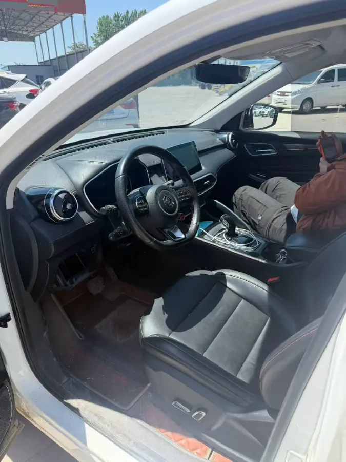 2021 MG Pilot 1.5T 173HP L4 7DCT,autocango,china used car exporter,china ev exporter,chinese used car exporter,chinese used ev exporter