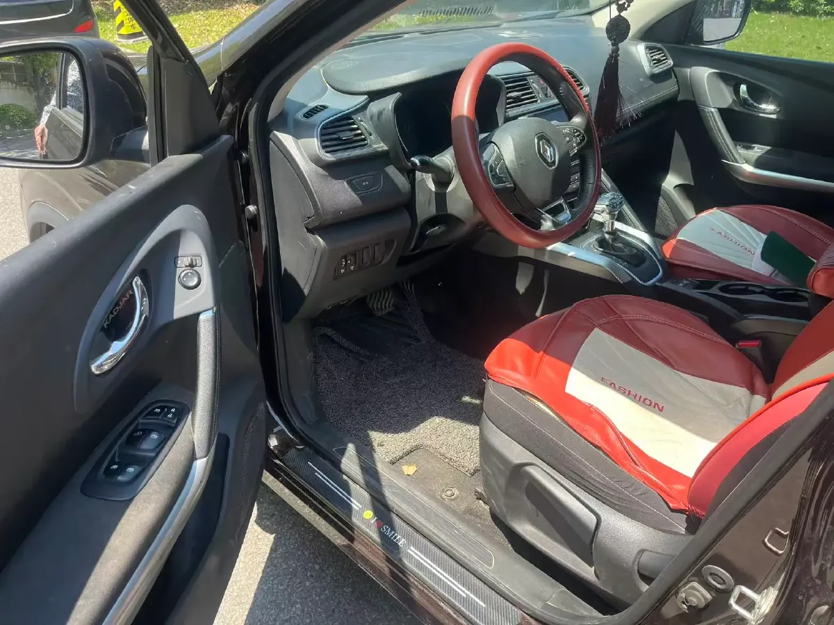 2017 Renault Kadjar 2.0L 150HP L4 CVT,autocango,china used car exporter,china ev exporter,chinese used car exporter,chinese used ev exporter