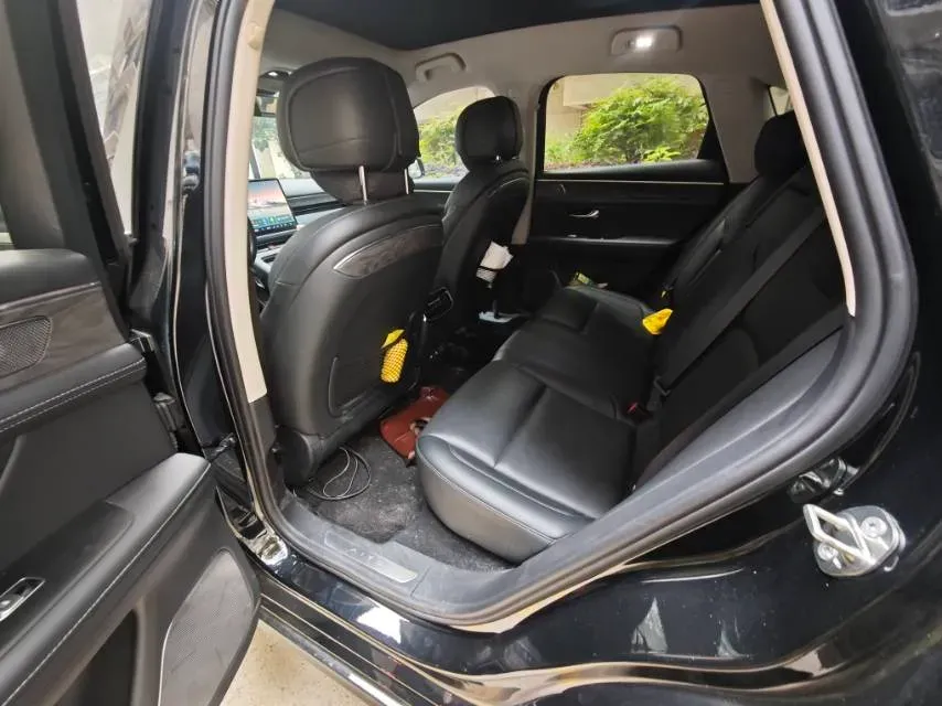 2022 JMC YuHu 7 2.0T 141HP L4 8AT,autocango,china used car exporter,china ev exporter,chinese used car exporter,chinese used ev exporter