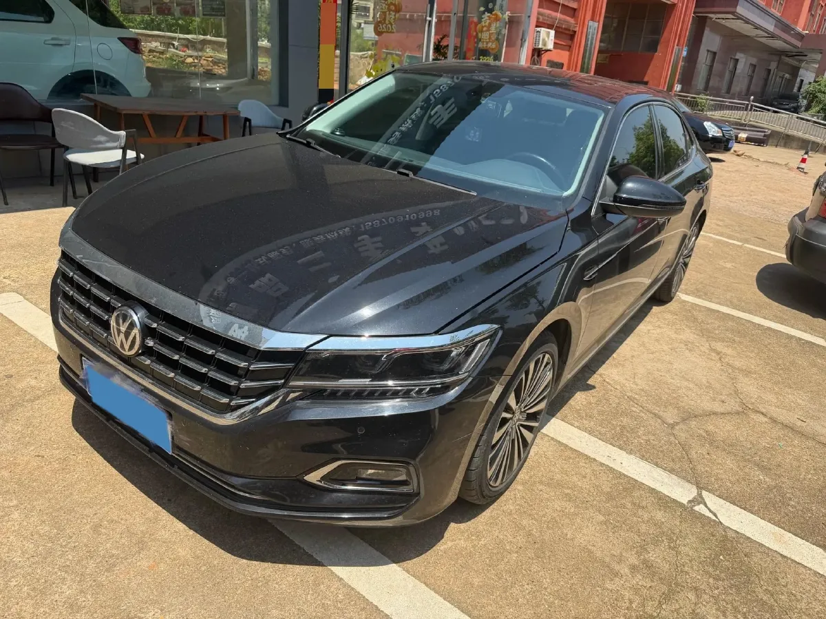 2019 Volvo V40 1.5T 152HP L4 6AT,autocango,china used car exporter,china ev exporter,chinese used car exporter,chinese used ev exporter