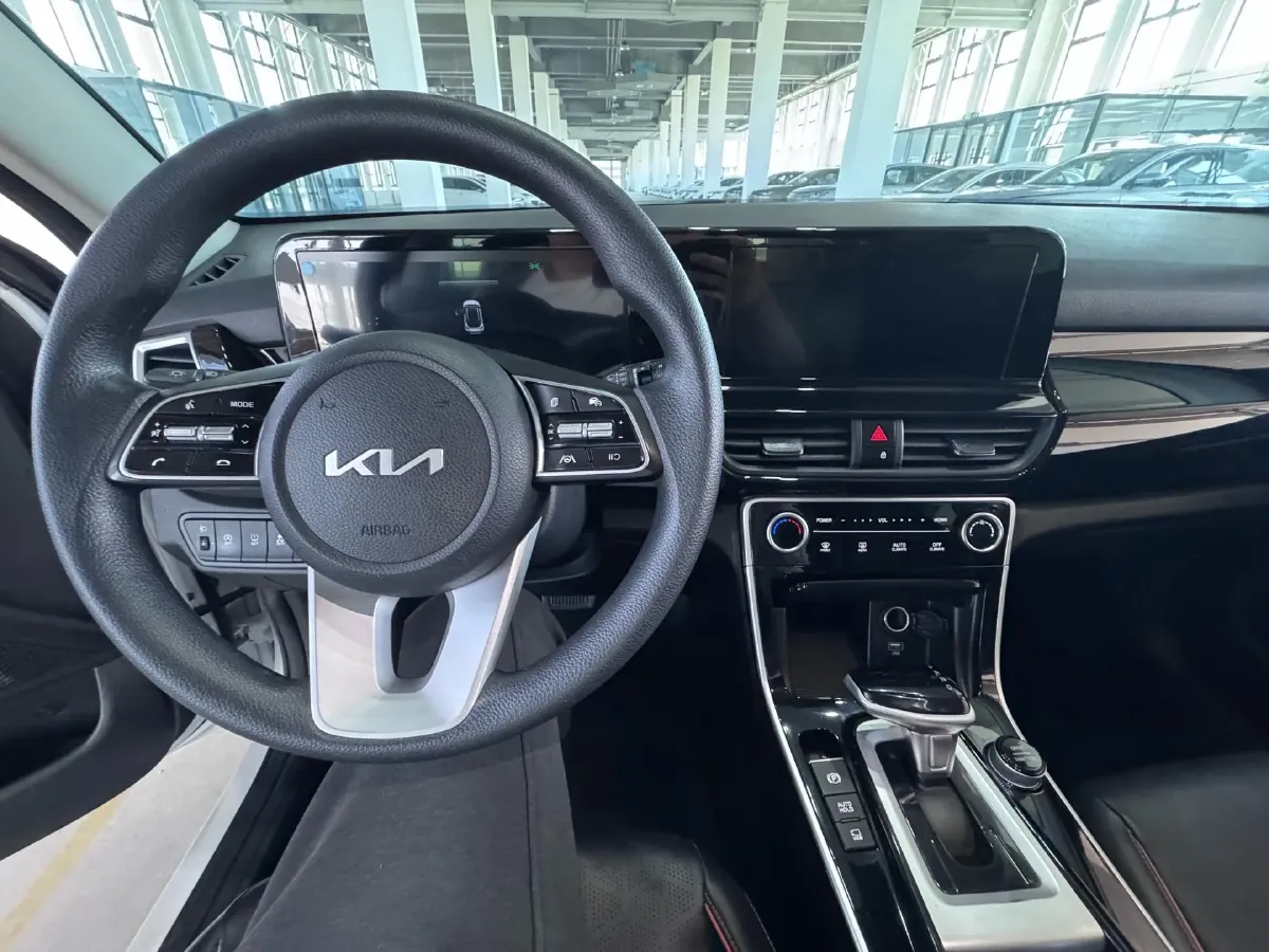 2023 Kia Seltos 1.5L 115HP L4 CVT,autocango,china used car exporter,china ev exporter,chinese used car exporter,chinese used ev exporter
