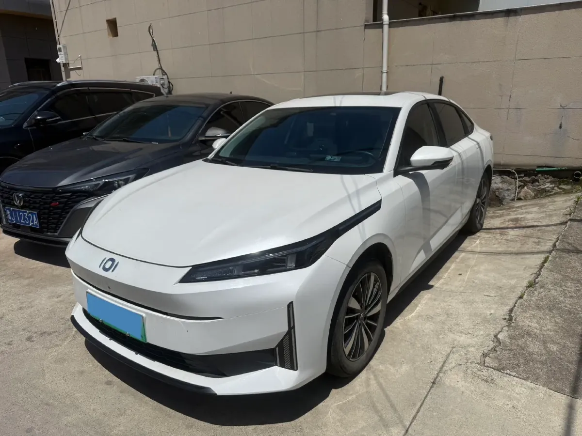 2024 ChangAn QiYuan A05 1.5L 110HP L4 E-CVT PHEV 18.99KWH,autocango,china used car exporter,china ev exporter,chinese used car exporter,chinese used ev exporter