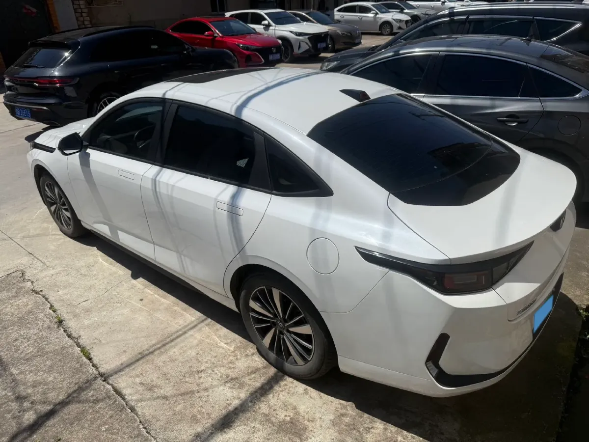 2024 ChangAn QiYuan A05 1.5L 110HP L4 E-CVT PHEV 18.99KWH,autocango,china used car exporter,china ev exporter,chinese used car exporter,chinese used ev exporter