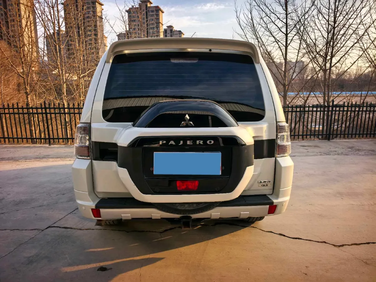 2017 Honda Jade 1.8L 141HP L4 5AT,autocango,china used car exporter,china ev exporter,chinese used car exporter,chinese used ev exporter