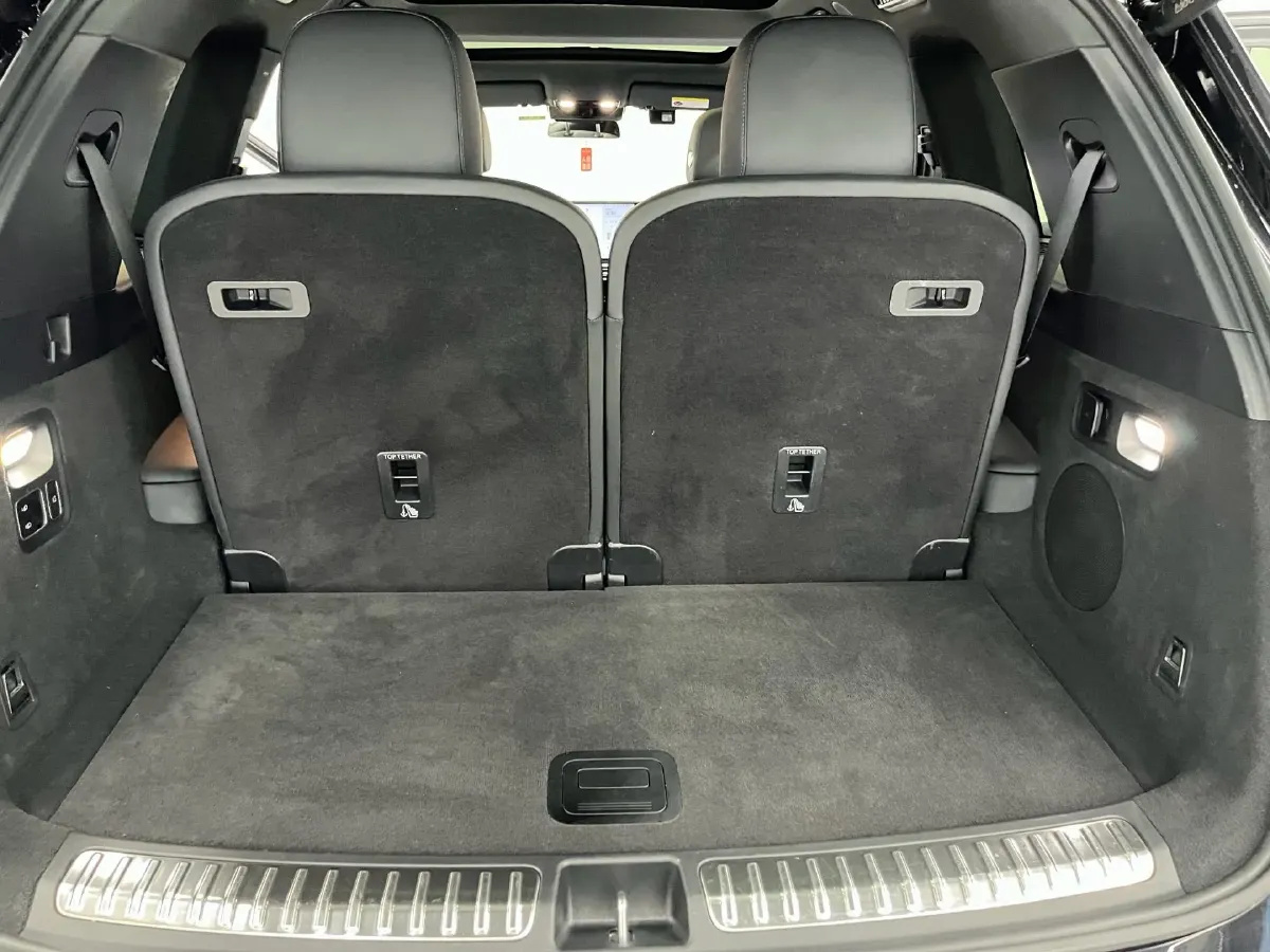 2024 Toyota Granvia 2.5L 189HP L4 E-CVT Hybrid,autocango,china used car exporter,china ev exporter,chinese used car exporter,chinese used ev exporter