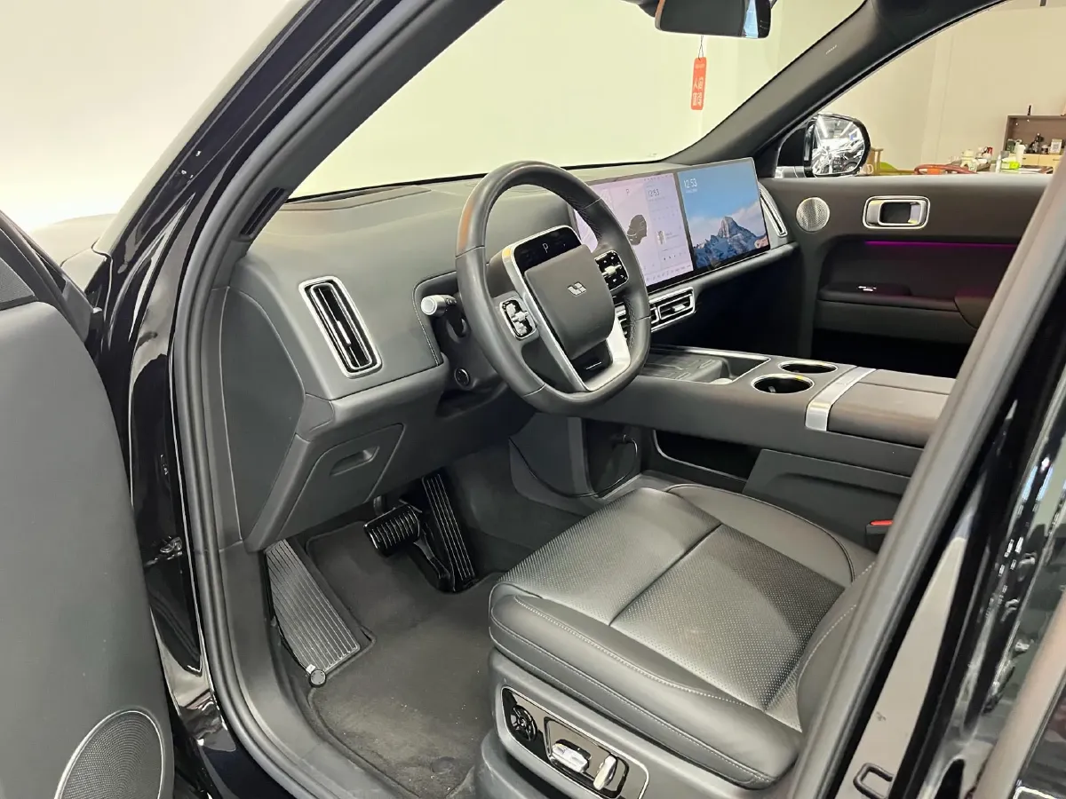 2024 Toyota Granvia 2.5L 189HP L4 E-CVT Hybrid,autocango,china used car exporter,china ev exporter,chinese used car exporter,chinese used ev exporter