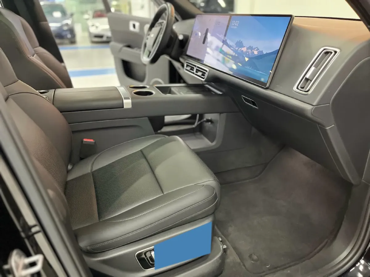 2024 Toyota Granvia 2.5L 189HP L4 E-CVT Hybrid,autocango,china used car exporter,china ev exporter,chinese used car exporter,chinese used ev exporter