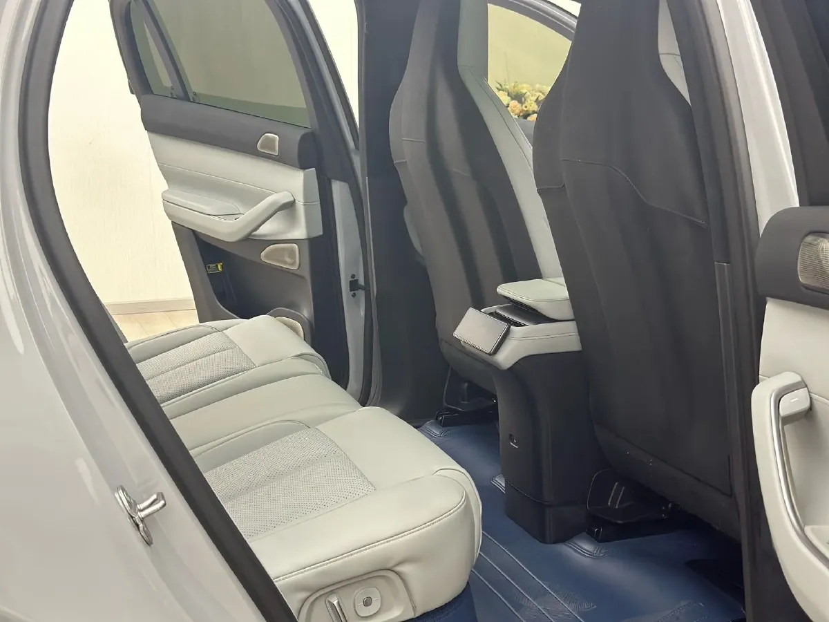 2023 Kede DiYa 2.0T 202HP L4 6AT,autocango,china used car exporter,china ev exporter,chinese used car exporter,chinese used ev exporter