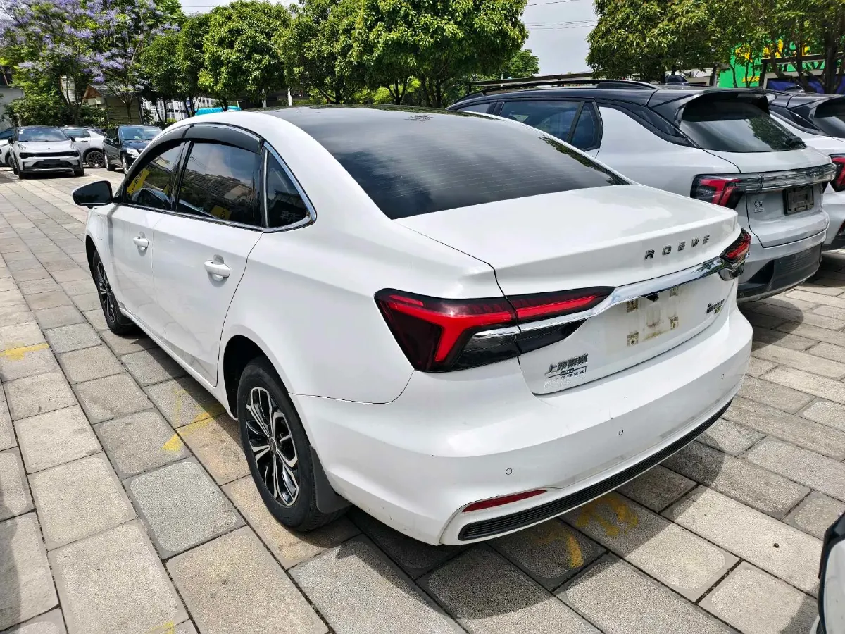 2022 JMC YuHu 7 2.0T 141HP L4 8AT,autocango,china used car exporter,china ev exporter,chinese used car exporter,chinese used ev exporter