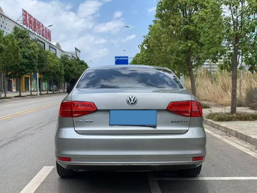 2018 KingLong KaiTe 2.3T 110HP L4 5MT,autocango,china used car exporter,china ev exporter,chinese used car exporter,chinese used ev exporter