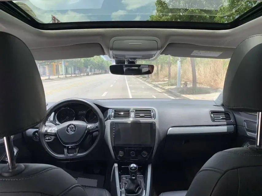 2018 KingLong KaiTe 2.3T 110HP L4 5MT,autocango,china used car exporter,china ev exporter,chinese used car exporter,chinese used ev exporter