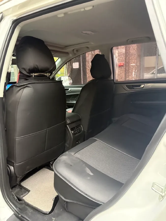 2023 Haval M6 1.5T 150HP L4 7DCT,autocango,china used car exporter,china ev exporter,chinese used car exporter,chinese used ev exporter