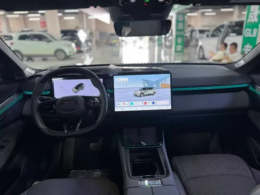 2023 LYNK&CO 08 EM-P 1.5T 163HP L4 3DHT PHEV 21.2KWH,autocango,china used car exporter,china ev exporter,chinese used car exporter,chinese used ev exporter