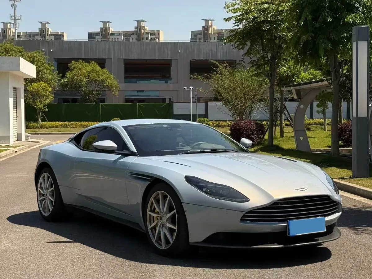 2019 Aston Martin DB11 4.0T 510HP V8 8AT,autocango,china used car exporter,china ev exporter,chinese used car exporter,chinese used ev exporter