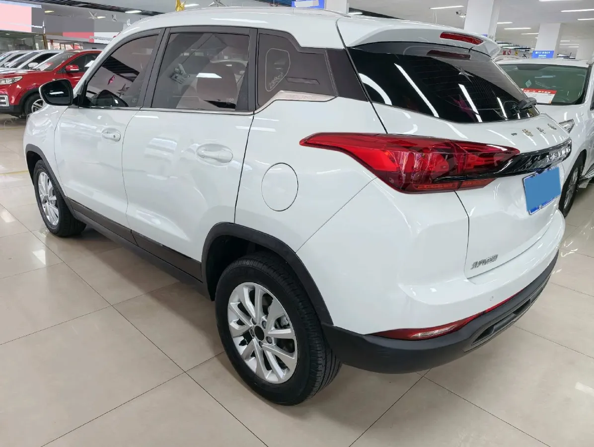 2020 BeiJing Auto X3 1.5T 150HP L4 CVT,autocango,china used car exporter,china ev exporter,chinese used car exporter,chinese used ev exporter