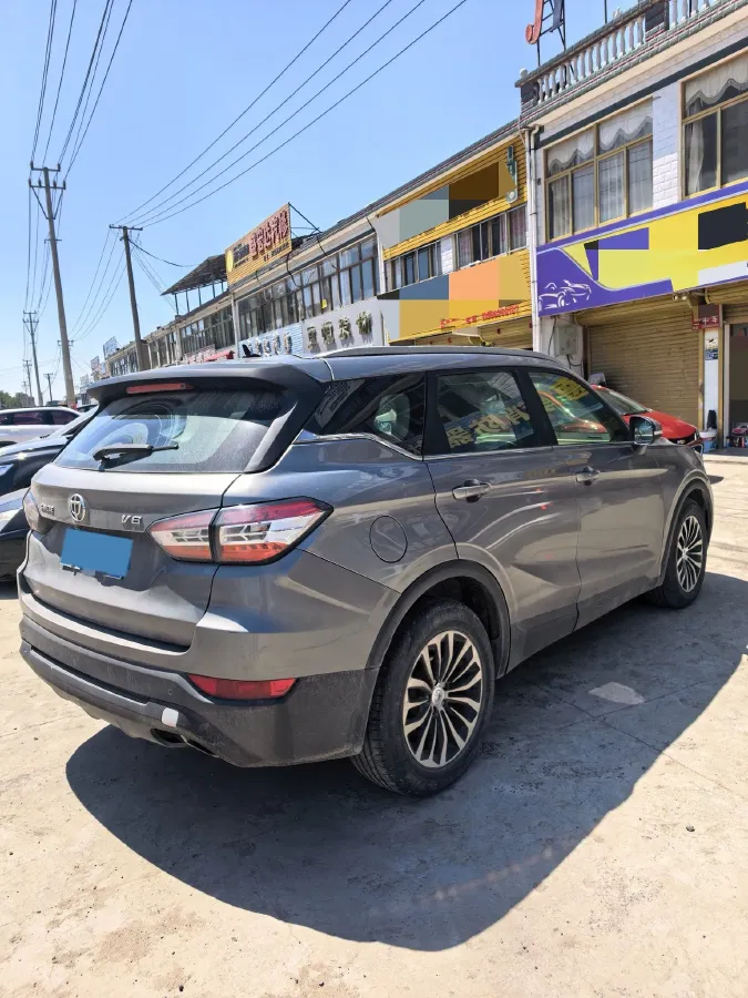 2018 Brilliance Auto V6 1.5T 150HP L4 7DCT,autocango,china used car exporter,china ev exporter,chinese used car exporter,chinese used ev exporter