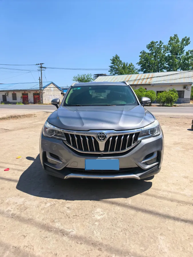 2018 Brilliance Auto V6 1.5T 150HP L4 7DCT,autocango,china used car exporter,china ev exporter,chinese used car exporter,chinese used ev exporter