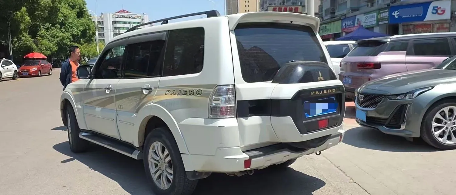 2018 Mitsubishi Pajero 3.0L 174HP V6 5AT,autocango,china used car exporter,china ev exporter,chinese used car exporter,chinese used ev exporter