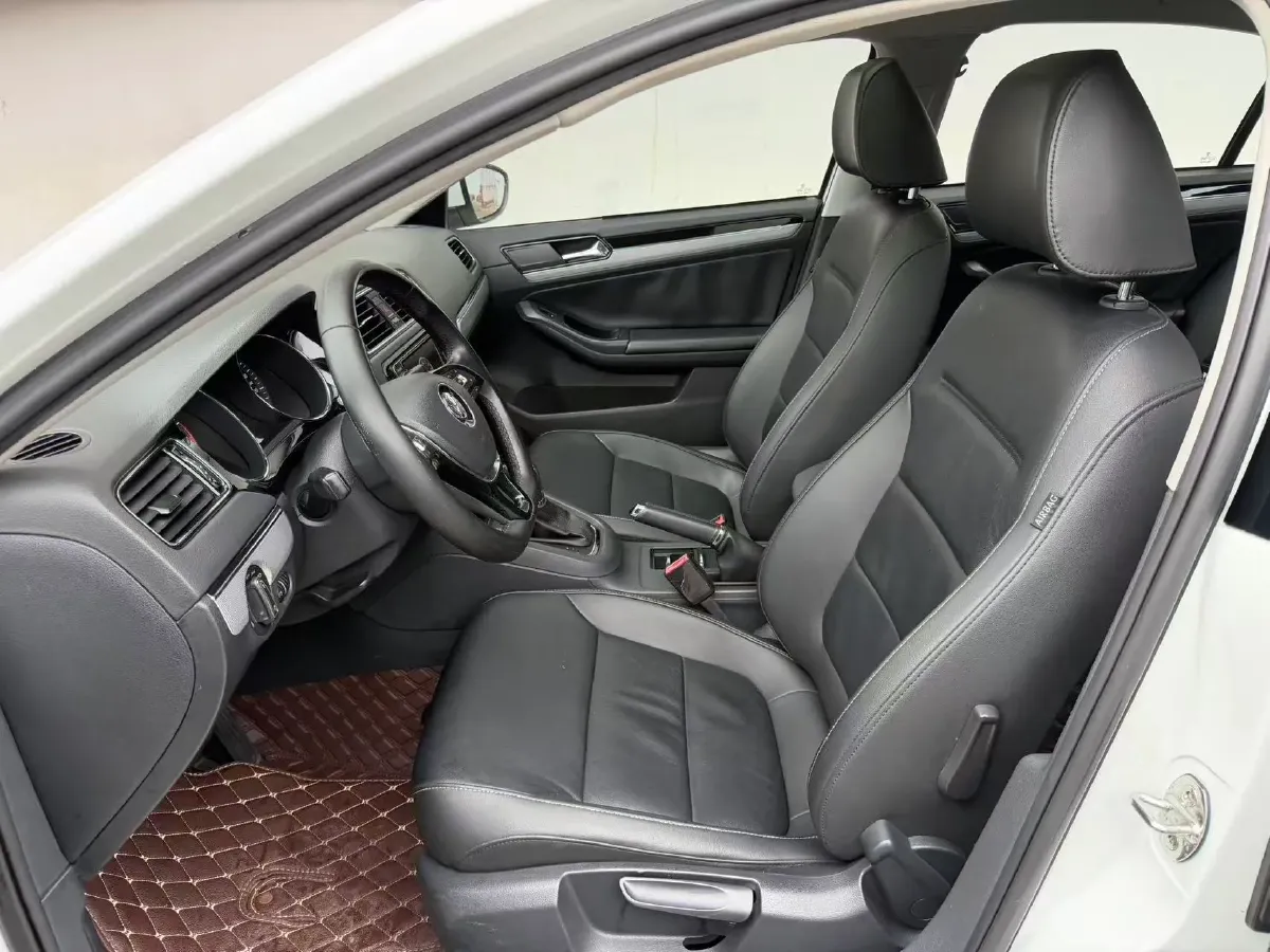 2018 JMC YuSheng S350 2.0T 141HP L4 6AT,autocango,china used car exporter,china ev exporter,chinese used car exporter,chinese used ev exporter
