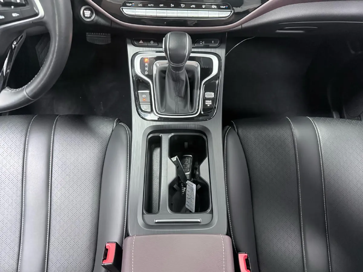 2021 GAC Trumpchi M6 1.5T 169HP L4 7DCT,autocango,china used car exporter,china ev exporter,chinese used car exporter,chinese used ev exporter