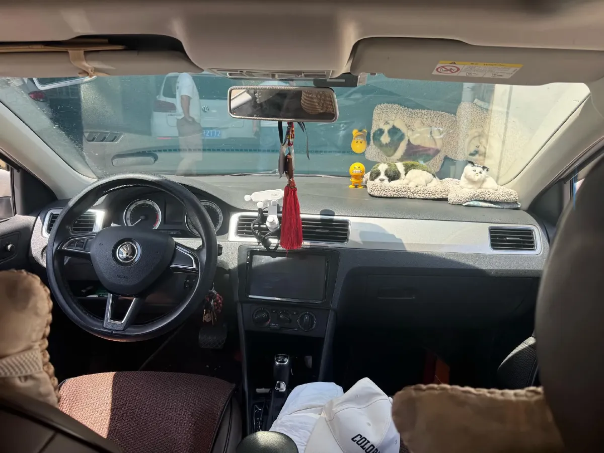 2019 SWM G01 1.5T 156HP L4 6AT,autocango,china used car exporter,china ev exporter,chinese used car exporter,chinese used ev exporter